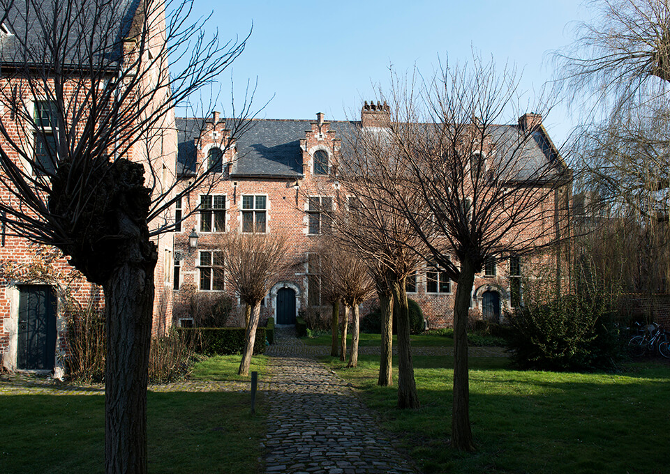 Leuvens Begijnhof Nomad & Villager